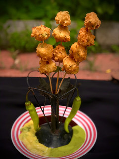 મિક્ષ દાળ-રાઈસ વડા (Mix Dal-Rice Vada in Gujarati) રેસીપી મુખ્ય ફોટો