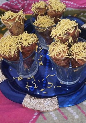 રોટલી ના કોન(rotli cone recipe in gujarati) રેસીપી મુખ્ય ફોટો