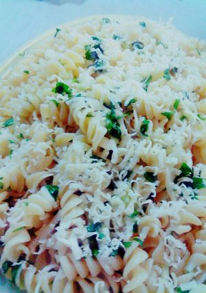 Una foto de Fideos en 3 pasos, rico y fácil.👌😁💕