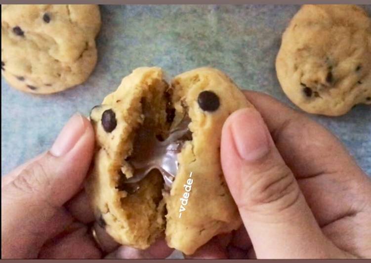 Langkah Mudah untuk Membuat 26. Soft Cookies Nutella Anti Gagal