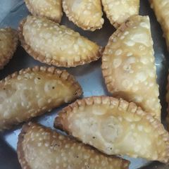 A picture of Mava gujiya.