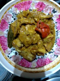চিকেন কষা(Chicken kosha recipe in bengali) রেসিপির প্রধান ছবি