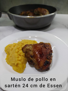 Una foto de Muslo de pollo en sartén de 24 cm de Essen
