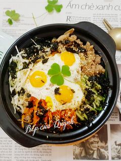 Hình của món Cơm trộn rong biển Hàn Quốc.