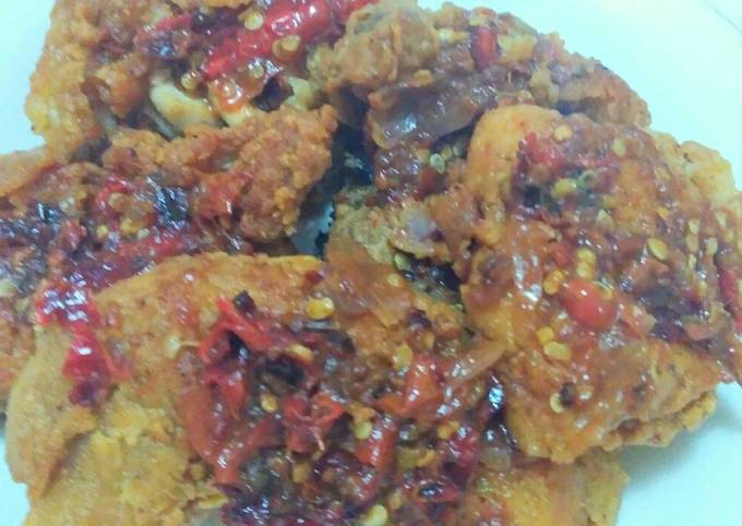 Ayam goreng geprek