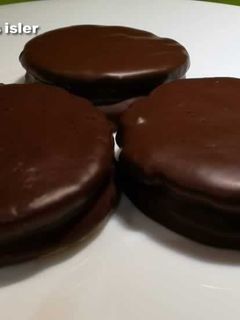 Glutén, tej és tojásmentes diós isler recept fotója