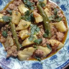 A picture of Aaloo Qeema (mutton mince).