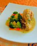 Fricasé de pollo con verduras salteadas