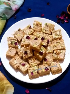 અડદિયા(Adadiya recipe in Gujarati) રેસીપી મુખ્ય ફોટો