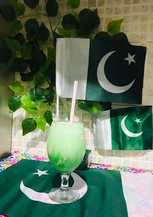 A picture of Green ice cream shake.