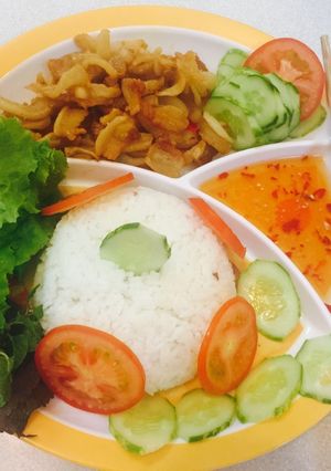 Hình của món Cơm tóp mỡ mời các cháu.