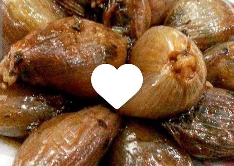 محشي البصل بصوص التمر الهندي(الحمر)