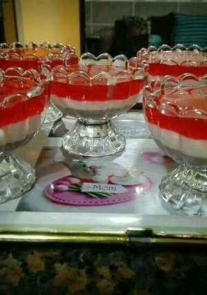 صورة لوصفة كاسات الكاسترد والجيلو