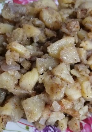 صورة لوصفة بطاطا مقلبة مع بصلة 🧅🥔
