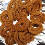 ज्वार और मैदा चकली (Jowari and maida chakli recipe in hindi)
