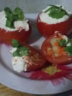 Una foto de Tomate relleno