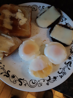 A picture of Easy Muffin Pan Poached Eggs GF.