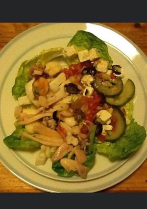 Une photo de Salade de légumes marinés anchois et feta