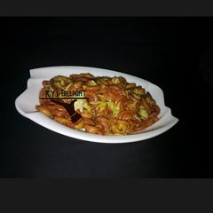 A picture of Fried macaroni.