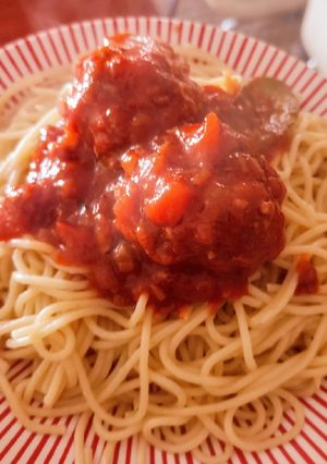 Una foto de Albóndigas con spaghetti