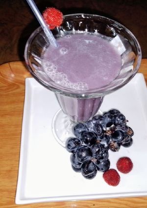 A picture of Black currant smoothie.