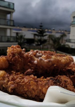 Una foto de Queso frito con nachos de queso