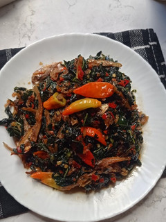 Foto resep Tumis Daun Pepaya Jepang Teri