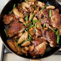 A picture of Chicken Breast and Thigh Stir Fry Mix.