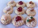 Galletas de almendras/Dolcetti alla pasta di mandorle