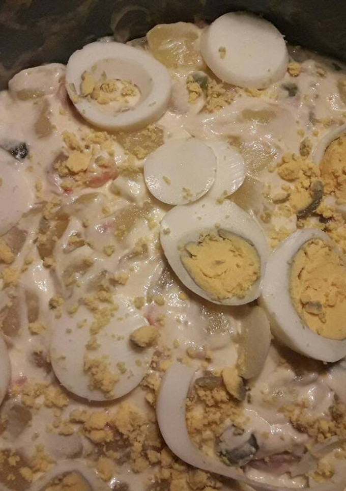 Una foto de Ensaladilla rusa casera, receta tradicional