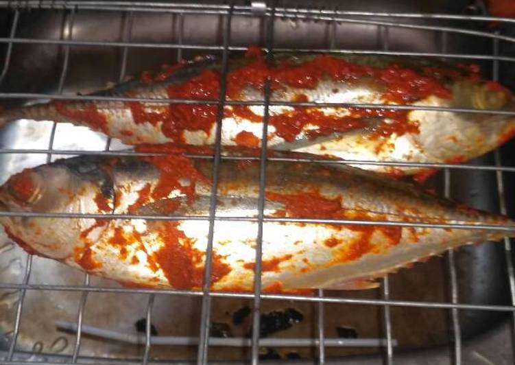 Bagaimana Menyiapkan Ikan tongkol bakar sedap Anti Gagal