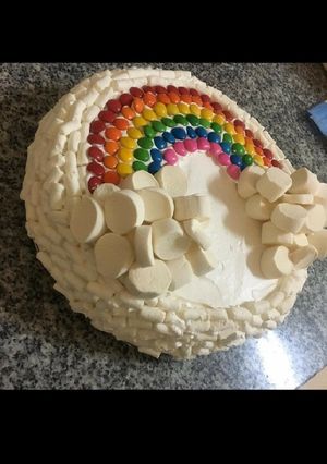 Una foto de Torta arcoíris 🇺🇾😊