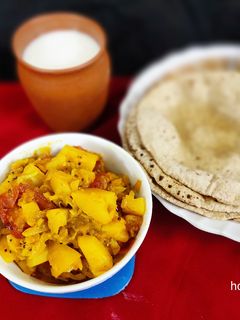 કોબી બટાકા નું શાક (Kobi Bataka Shak Recipe In Gujarati) રેસીપી મુખ્ય ફોટો