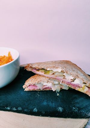 Une photo de CROQUE MONSIEUR ENDIVE-CHÈVRE