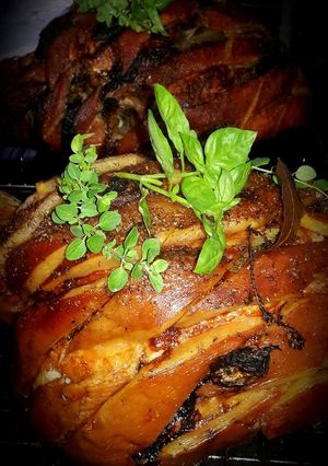 Una foto de Pernil de cerdo(jamón o paleta)