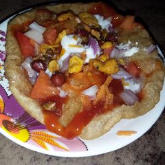 A picture of Poori chaat.