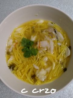 Una foto de Sopa de pescado con azafrán