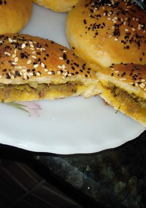 A picture of Qema buns.