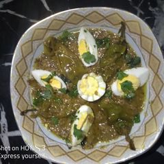 A picture of Hari Mircho ka Salan.