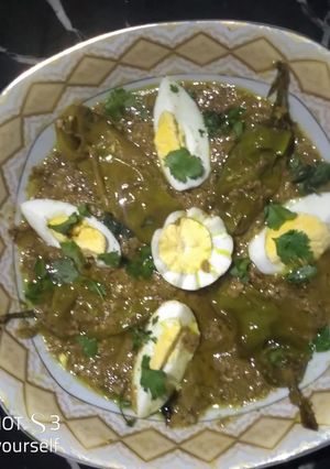 A picture of Hari Mircho ka Salan.