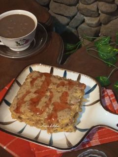 Foto resep Omelette Mie Sosis With Deessing Salad dan Sambal Bangkok
