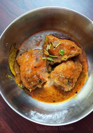 রুই মাছের ঝাল (rui macher jhal recipe in Bengali) রেসিপির প্রধান ছবি