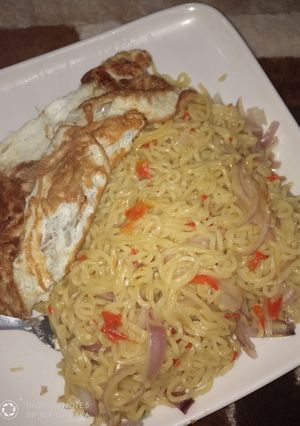 A picture of Indomie da kwai.