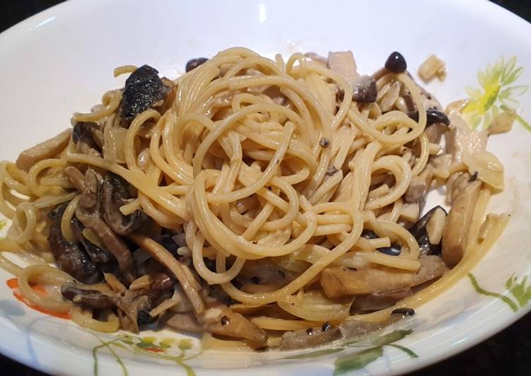 Butter Soy Sauce and Cream Pasta (veg)
