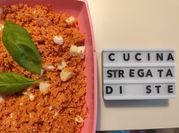Una foto di cous cous estivo