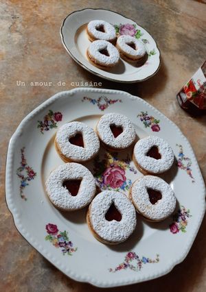Une photo de Biscuits à la Confiture de Fraises 🍓