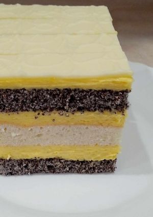 Mákos krémes szelet recept fotója