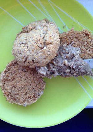 A picture of Gingerbread Scones.