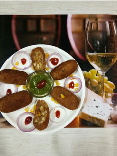 A picture of Potato rice bullet.