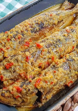 Foto resep Ikan kembung layang kuah santan pedas